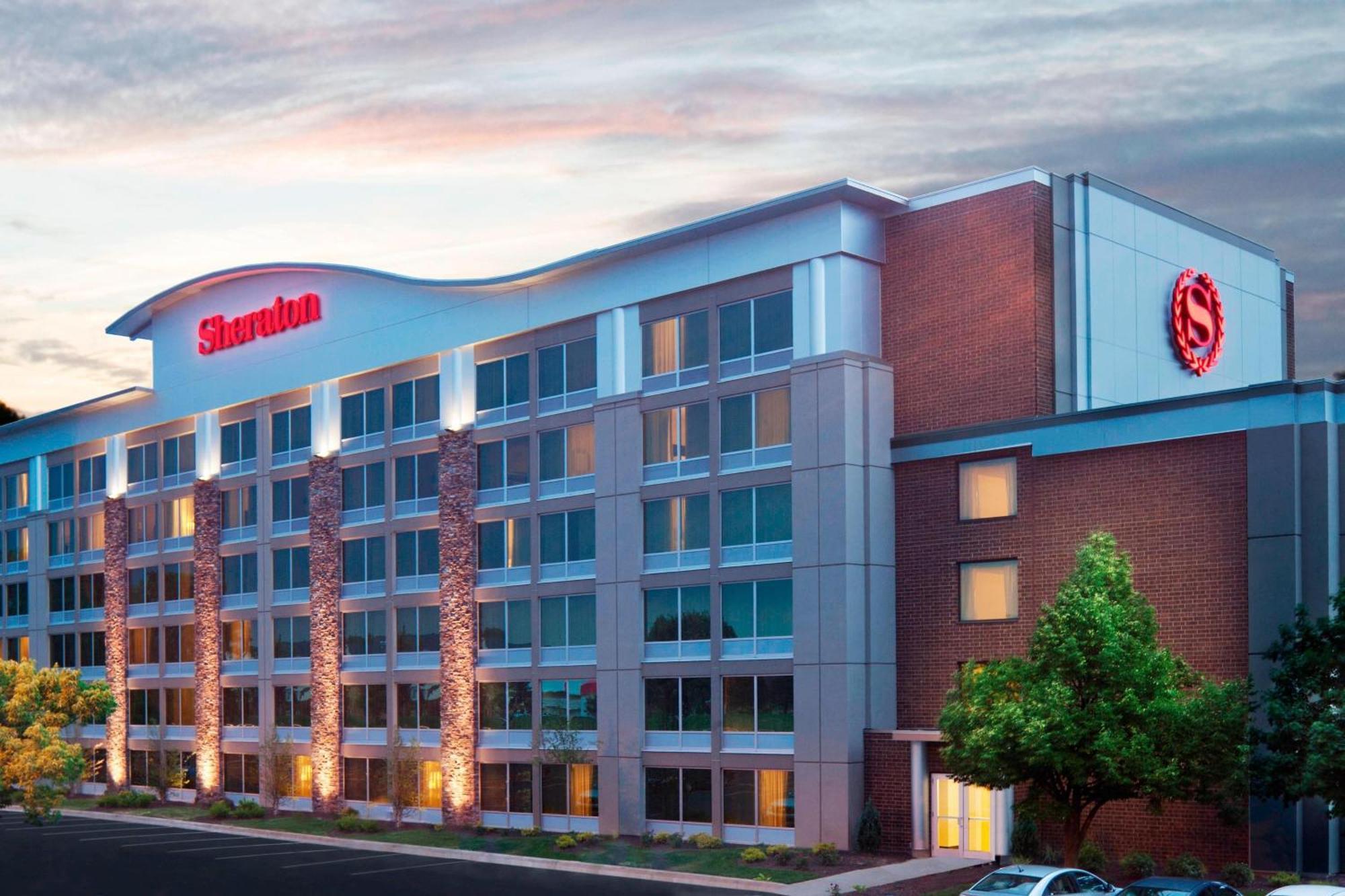 Sheraton Ann Arbor Hotel Exterior foto